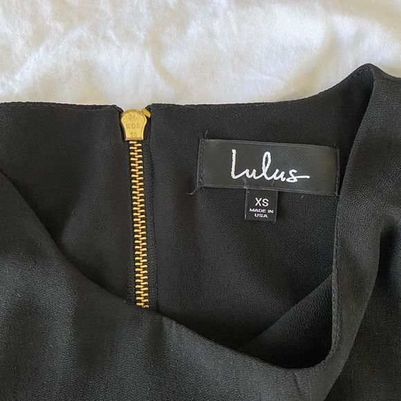 2/$60๐ CLOSET CLEAN OUT: Lulus short sleeve sheath dress - Picture 5 of 7